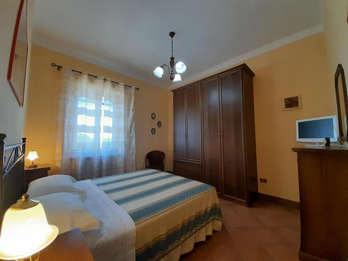Casa Vacanze Antica Volsinii Больсена Экстерьер фото