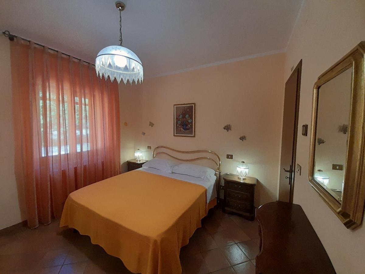 Casa Vacanze Antica Volsinii Больсена Экстерьер фото